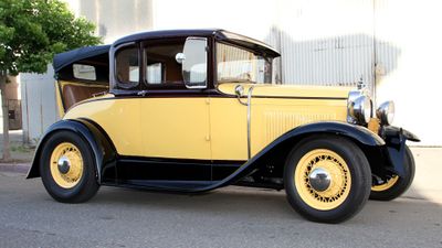 ’30 Ford Model A yellow side right